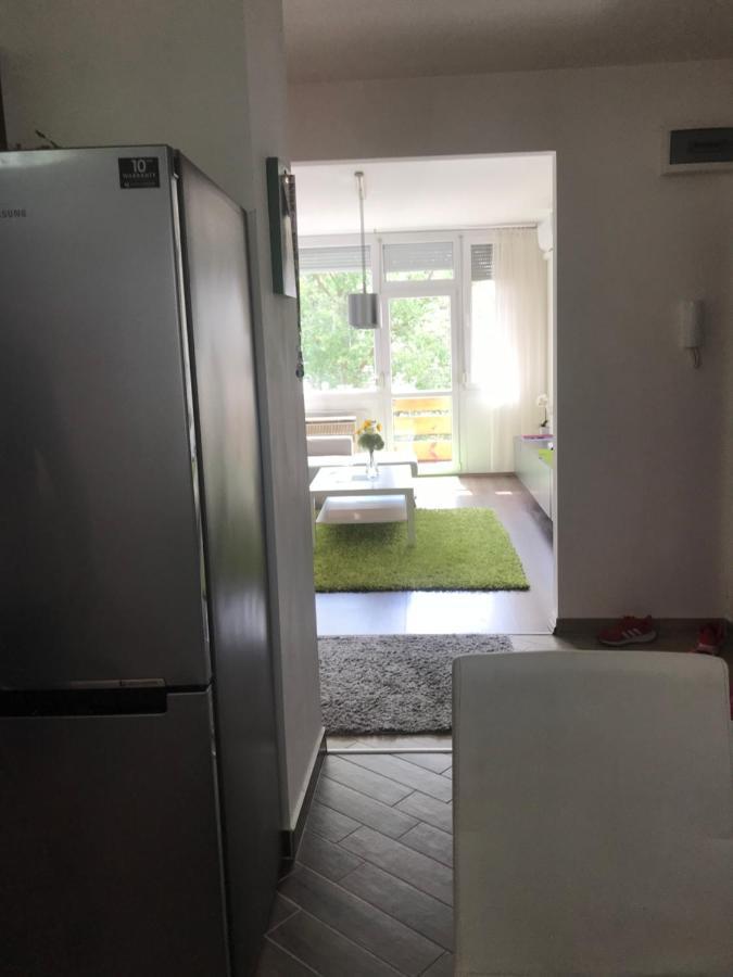 Greatforest Rosehill 1 Apartman Debrecen Buitenkant foto