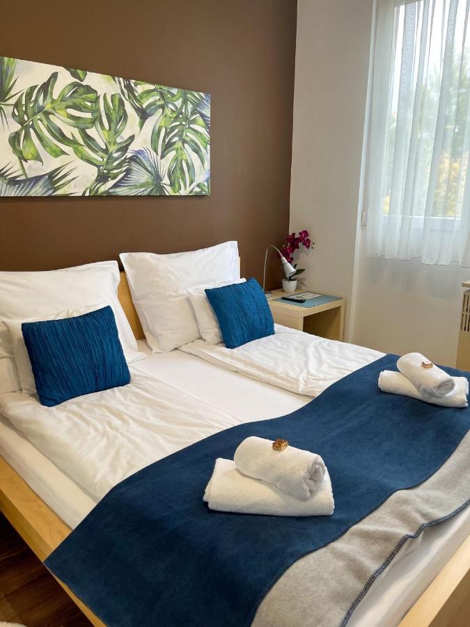 Greatforest Rosehill 1 Apartman Debrecen Buitenkant foto