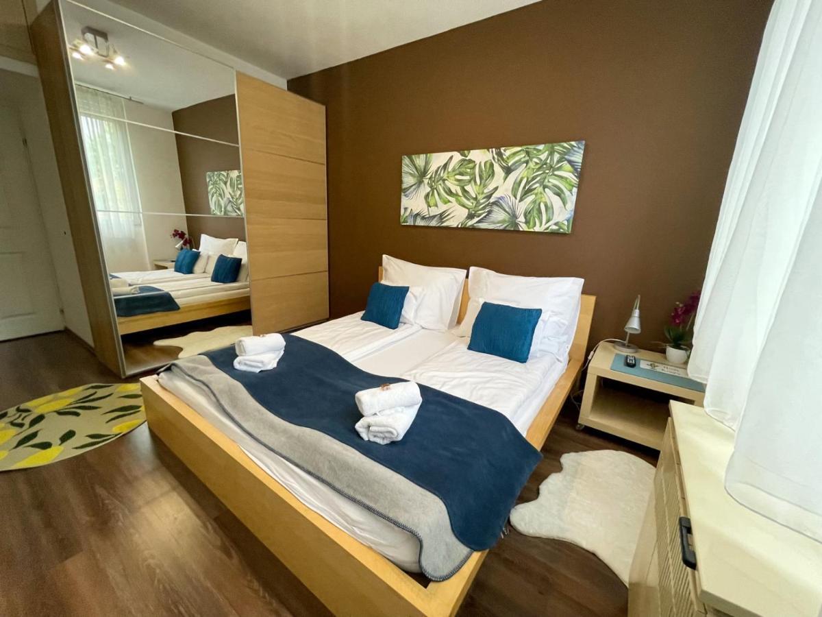 Greatforest Rosehill 1 Apartman Debrecen Buitenkant foto