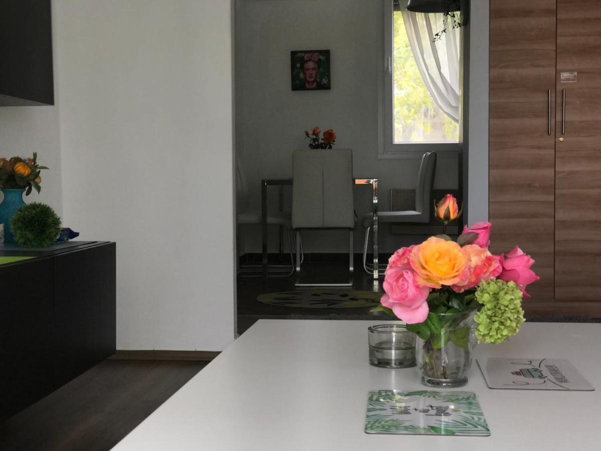 Greatforest Rosehill 1 Apartman Debrecen Buitenkant foto
